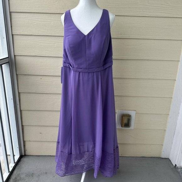 Purple  v-neck high low dress made of chiffon and lace. - Picture 1 of 4